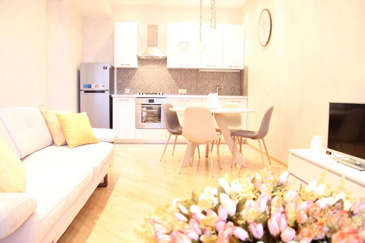 Super Luxury Apartments Tbilisi Exterior photo